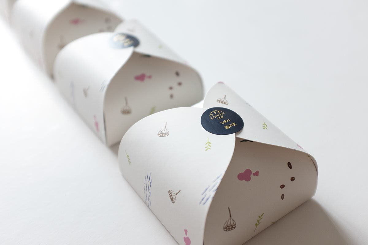 Komugi月餅包裝形象設計，食品vi設計，食品包裝設計，vi設計，深圳vi設計，左右格局