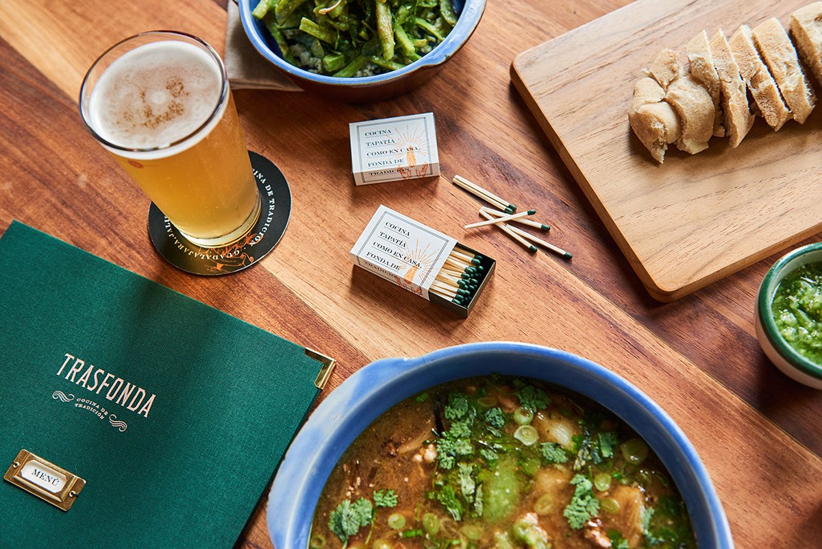 品牌設(shè)計、VI設(shè)計、標(biāo)志設(shè)計、名片設(shè)計、包裝設(shè)計、菜單設(shè)計、品牌形象設(shè)計、餐飲品牌設(shè)計