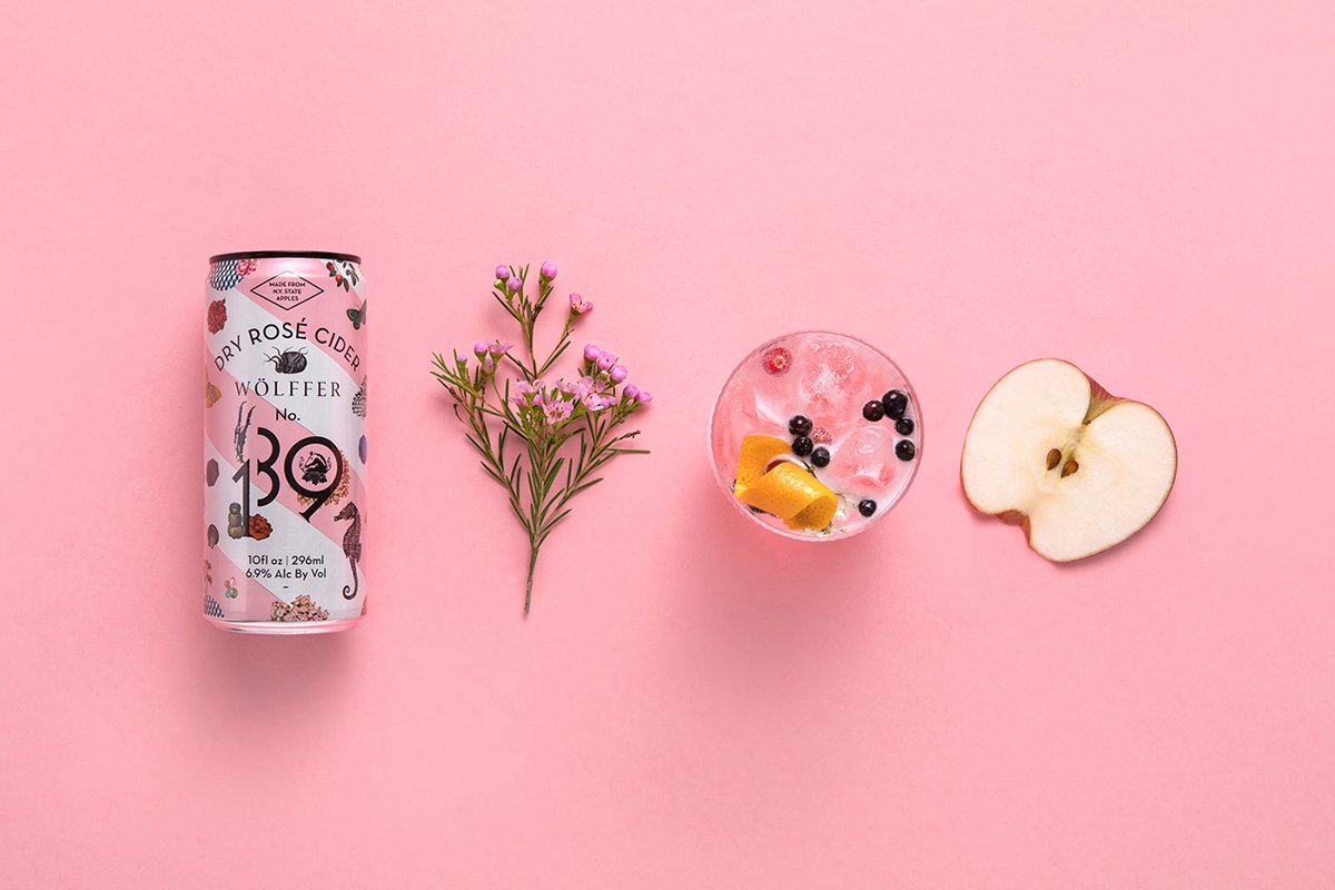 2018網(wǎng)紅飲料品牌VI設(shè)計和包裝設(shè)計案例，VI設(shè)計，品牌VI設(shè)計，飲料VI設(shè)計，飲料包裝設(shè)計，網(wǎng)紅品牌VI設(shè)計，深圳VI設(shè)計，左右格局