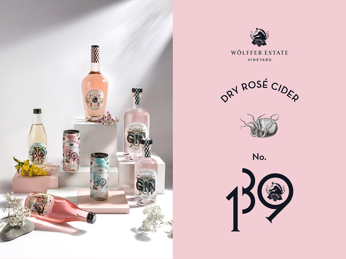 2018網(wǎng)紅飲料品牌VI設(shè)計和包裝設(shè)計案例，VI設(shè)計，品牌VI設(shè)計，飲料VI設(shè)計，飲料包裝設(shè)計，網(wǎng)紅品牌VI設(shè)計，深圳VI設(shè)計，左右格局