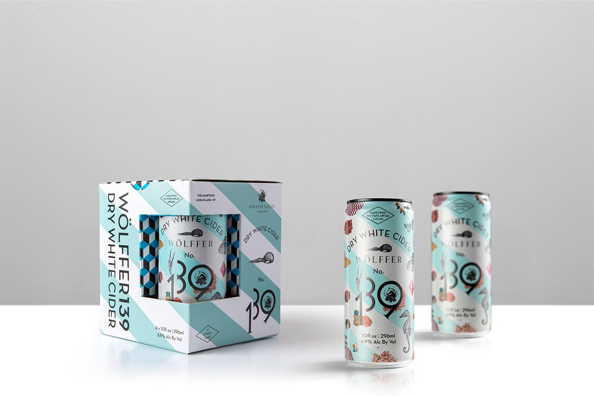 2018網(wǎng)紅飲料品牌VI設(shè)計和包裝設(shè)計案例，VI設(shè)計，品牌VI設(shè)計，飲料VI設(shè)計，飲料包裝設(shè)計，網(wǎng)紅品牌VI設(shè)計，深圳VI設(shè)計，左右格局