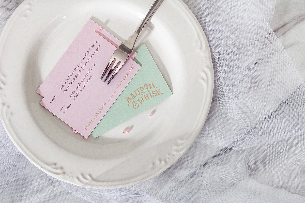蛋糕店（食品）品牌vi設(shè)計(jì)—Balloon and Whisk 插圖賞析，vi設(shè)計(jì)，視覺(jué)形象vi設(shè)計(jì)，食品vi設(shè)計(jì)，包裝設(shè)計(jì)，蛋糕店品牌vi設(shè)計(jì)，vi品牌策劃，深圳vi設(shè)計(jì)，左右格局