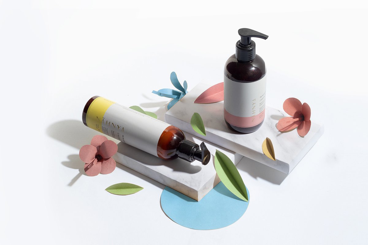 NAHNYA 企業(yè)品牌vi設(shè)計(jì)和品牌包裝形象策劃，vi設(shè)計(jì)，企業(yè)形象vi設(shè)計(jì)，餐飲企業(yè)品牌vi設(shè)計(jì)，品牌包裝，企業(yè)vi設(shè)計(jì)，vi品牌策劃，深圳vi設(shè)計(jì)，左右格局