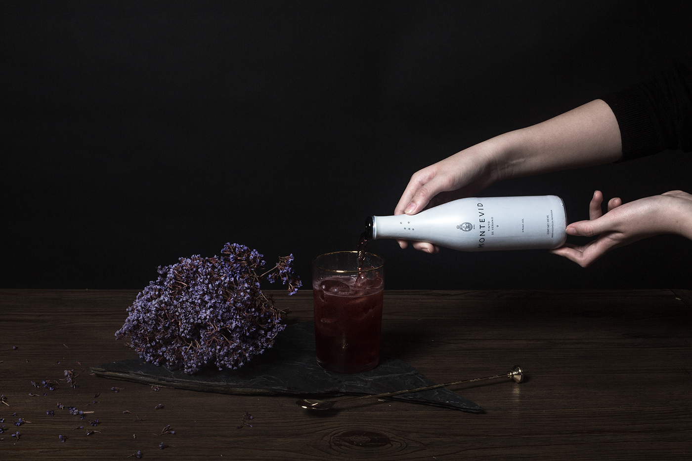 葡萄酒包裝設(shè)計，飲料品牌包裝設(shè)計，食品包裝策劃，深圳包裝設(shè)計公司