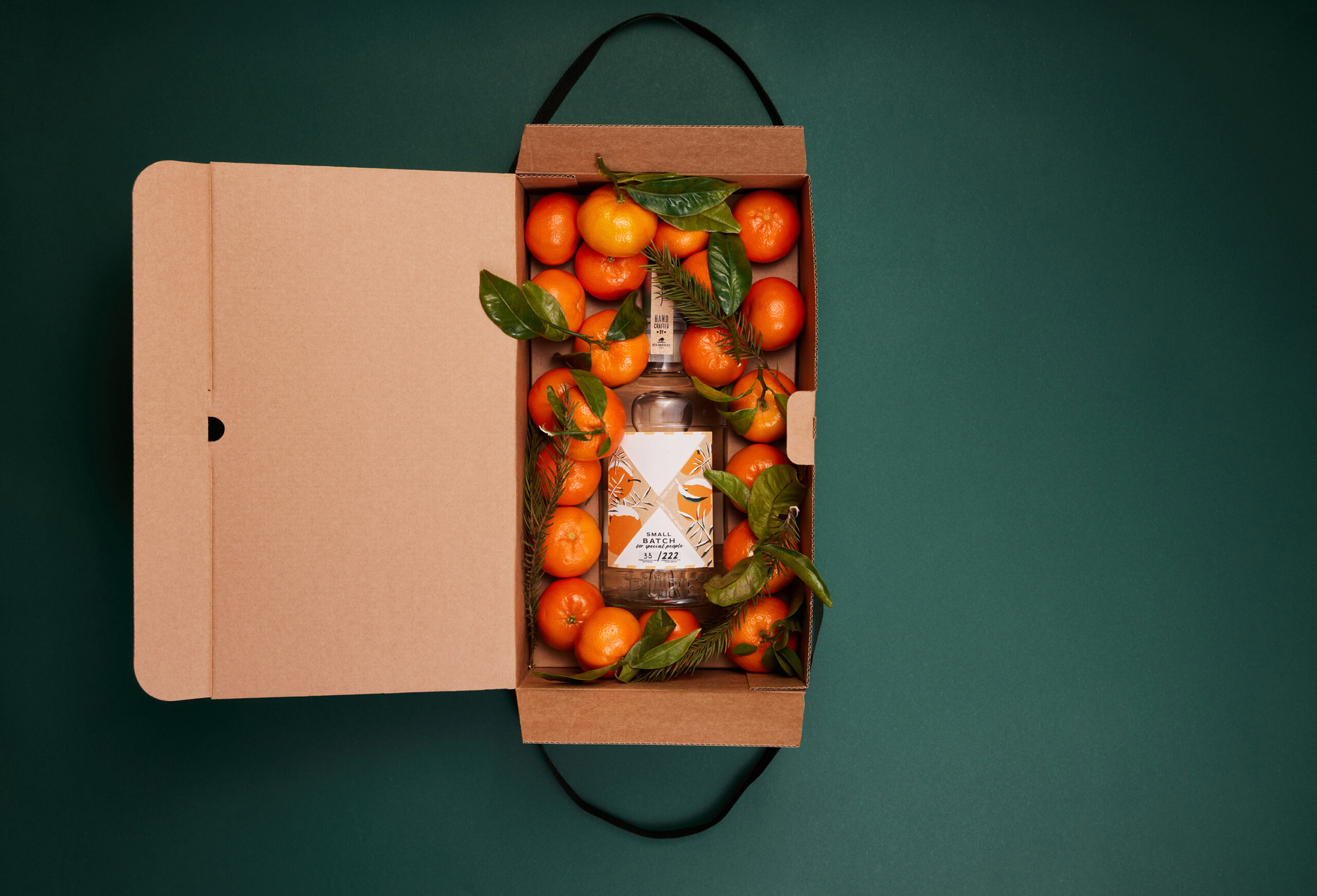 限量版柑橘杜松子酒的產(chǎn)品包裝設(shè)計 酒的產(chǎn)品包裝設(shè)計3
