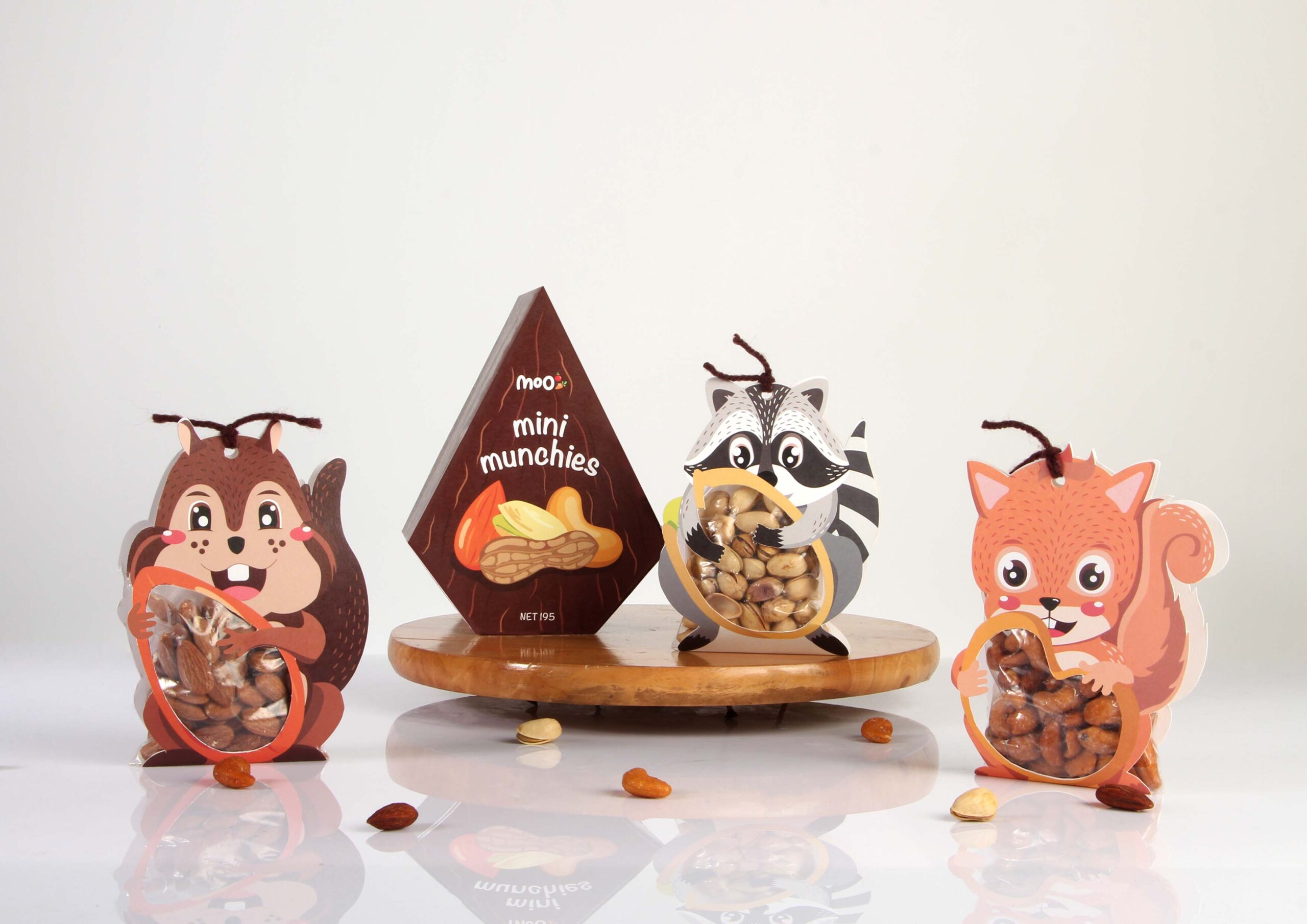 MOO 迷你零食的創(chuàng)意包裝設(shè)計 零食的創(chuàng)意包裝設(shè)計