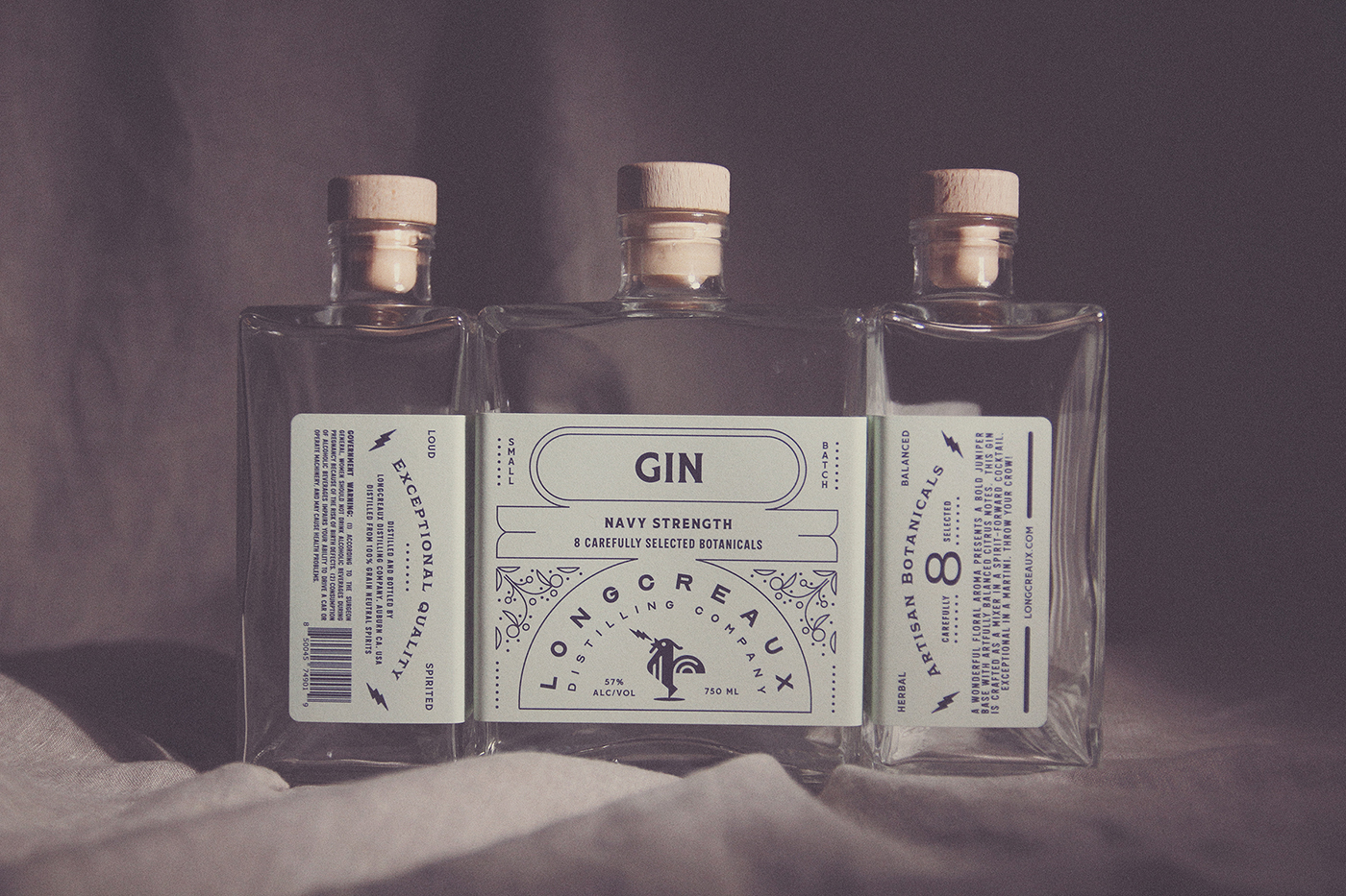 品牌包裝設(shè)計:Longcreaux蒸餾公司的杜松子酒的包裝設(shè)計創(chuàng)造愉悅的審美